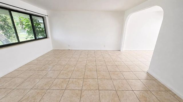 5 of 23 - 360 Nw 65th Avenue, Plantation, FL