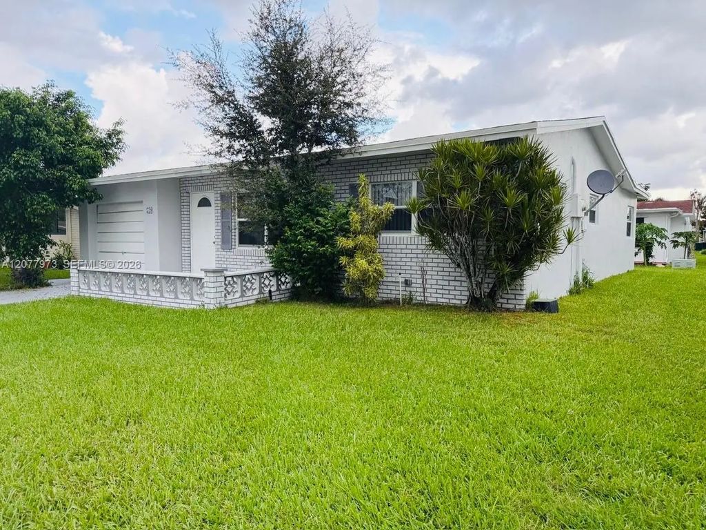 720 Nw 74th Way, Margate