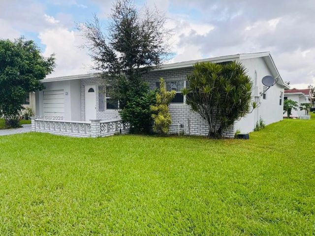 720 Nw 74th Way, Margate