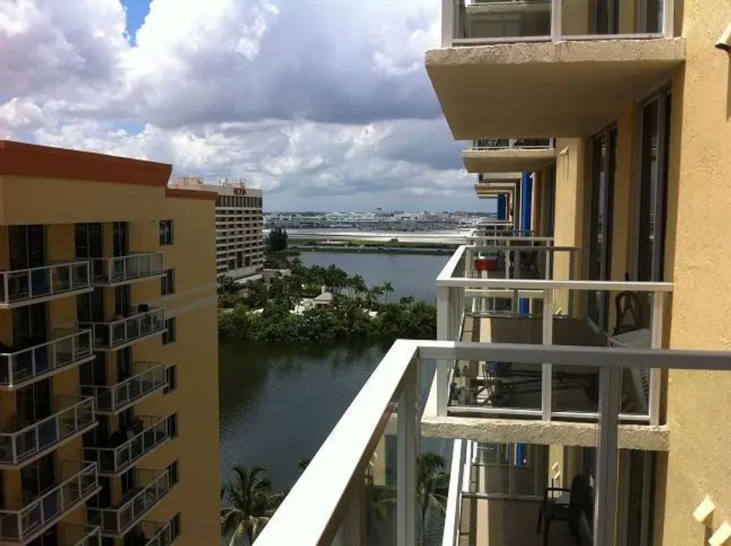 5085 Nw 7th Street #1411, Miami