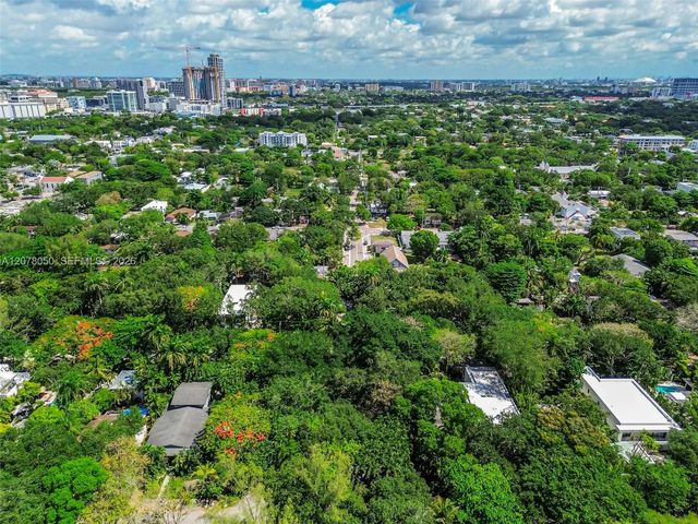 3 of 9 - 3595 Avocado Avenue, Miami, FL