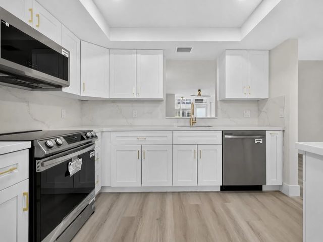 3 of 19 - 7 Willowbrook Lane #101, Delray Beach, FL