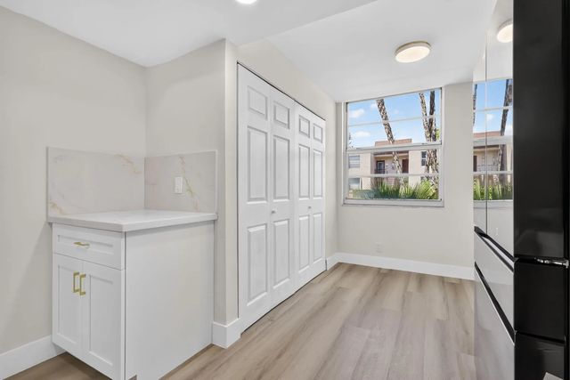 4 of 19 - 7 Willowbrook Lane #101, Delray Beach, FL