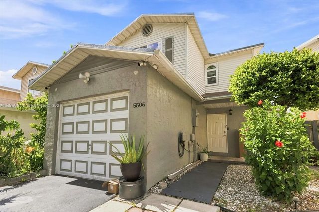 5506 Nw 22nd Street, Lauderhill