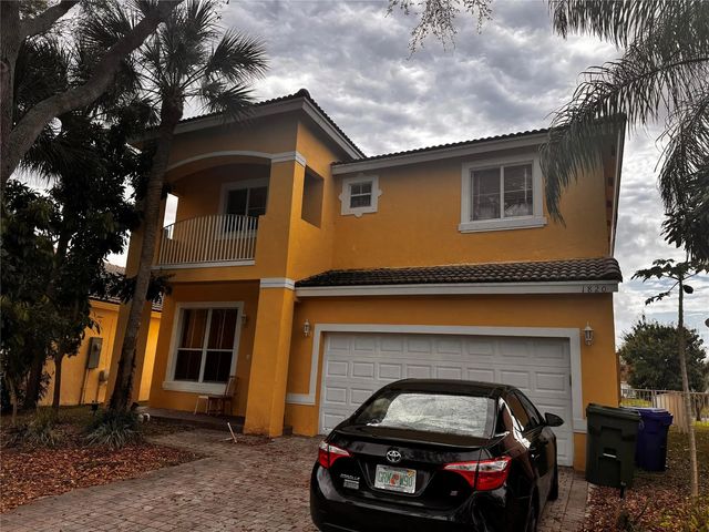 3 of 13 - 1820 Nw 78th Avenue, Pembroke Pines, FL