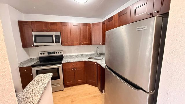 4 of 6 - 1700 Nw 58th Terrace #2b, Sunrise, FL