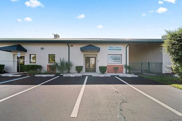 2 of 32 - 13861 Plantation Road #103, Fort Myers, FL