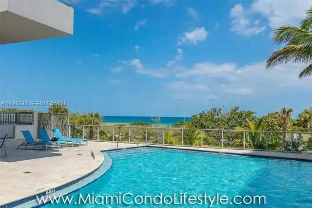 9225 Collins Avenue #1003, Surfside