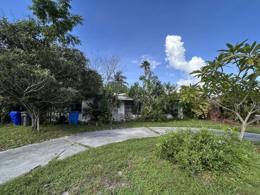36 Thomas Road, West Park