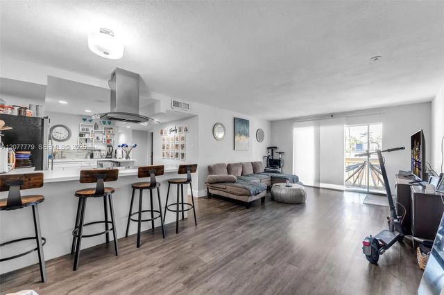 3 of 38 - 13700 Sw 62nd Street #213, Miami, FL