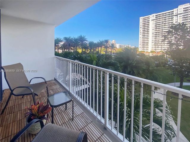 4 of 14 - 2801 Ne 183rd Street #310w, Aventura, FL