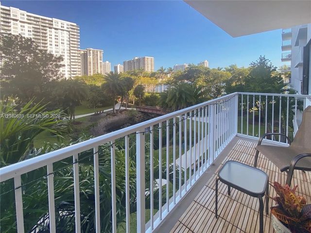 5 of 14 - 2801 Ne 183rd Street #310w, Aventura, FL