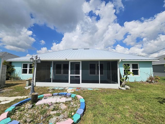 2 of 29 - 1179 Sw Dorchester Street, Port St. Lucie, FL