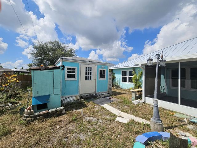 3 of 29 - 1179 Sw Dorchester Street, Port St. Lucie, FL