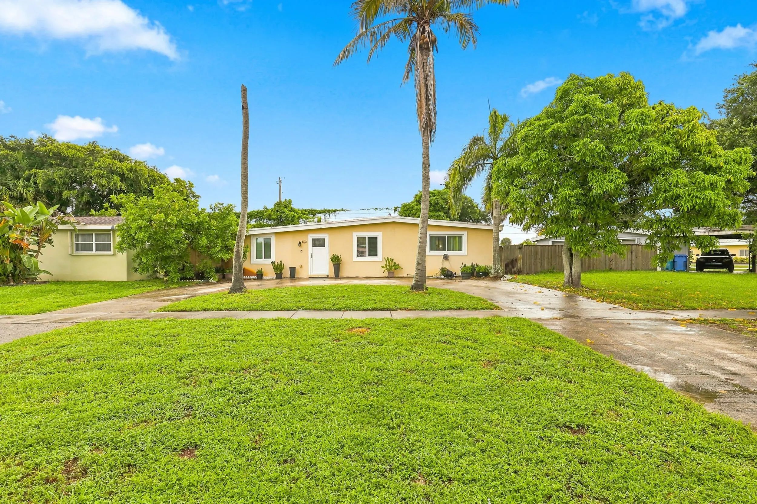 B26071322, Residential, 730 Gardenia Drive, Royal Palm Beach, FL, PALM BEACH COLONY SECS 1 AND 2, , 33411