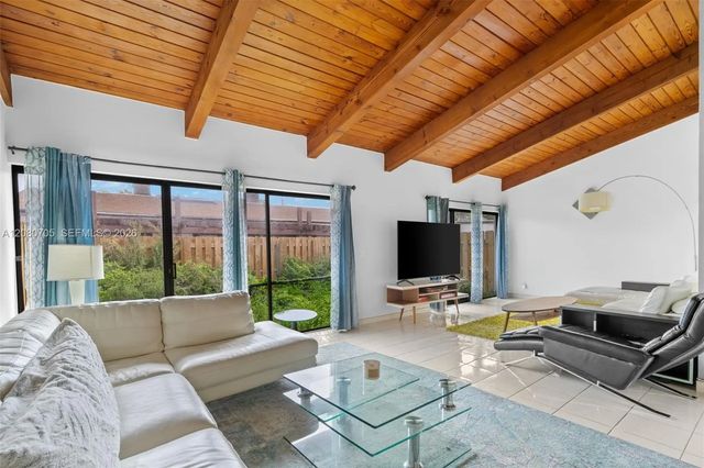 5 of 24 - 2679 S Parkview Drive, Hallandale Beach, FL