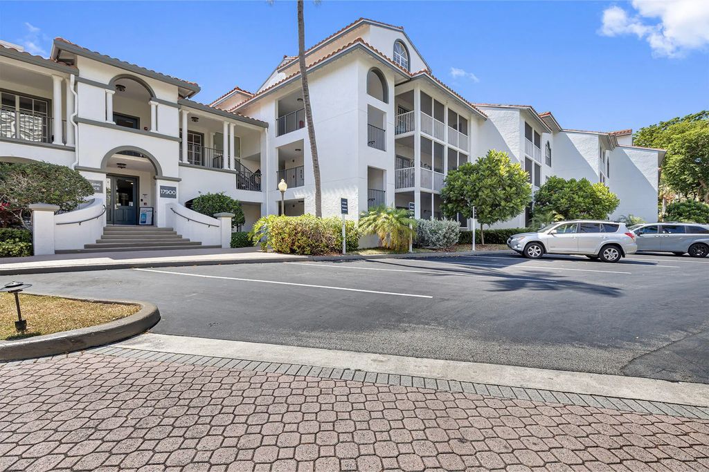 17900 Ne 31st Court #4201, Aventura