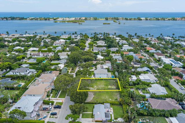 230 Forest Hill Boulevard, West Palm Beach
