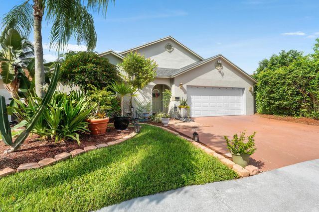 3 of 49 - 5115 Foxhall Drive S, West Palm Beach, FL