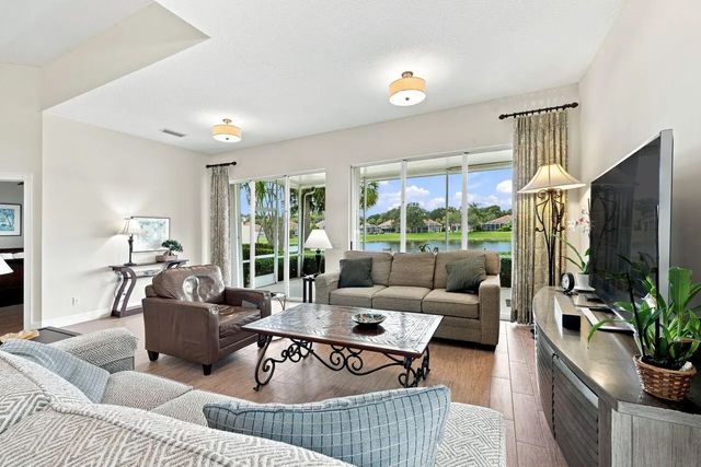 3 of 23 - 508 E Tall Oaks Drive, Palm Beach Gardens, FL