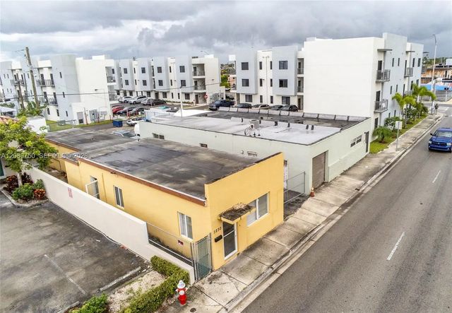 3 of 14 - 2250 Palm Avenue, Hialeah, FL