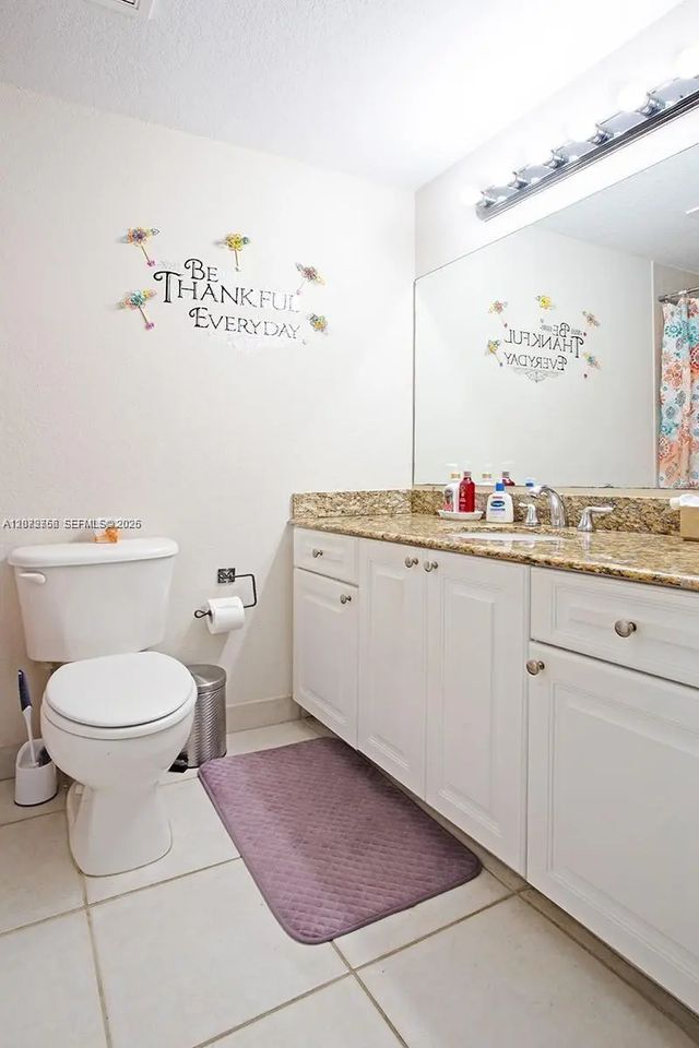 5 of 20 - 911 Hillcrest Court #7, Hollywood, FL