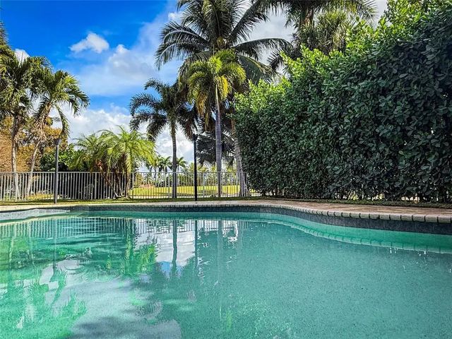 2 of 56 - 1919 S Club Drive, Wellington, FL