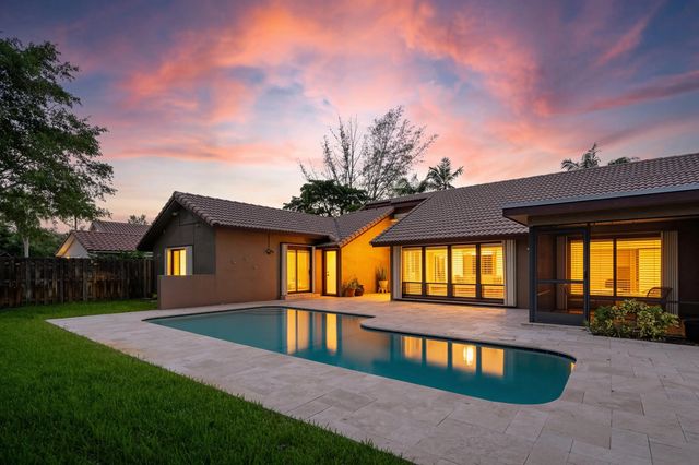 2 of 37 - 197 Nw 104th Avenue, Coral Springs, FL