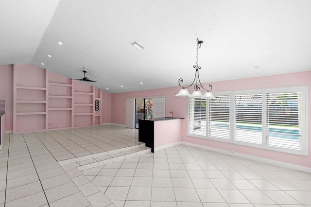 4 of 37 - 197 Nw 104th Avenue, Coral Springs, FL
