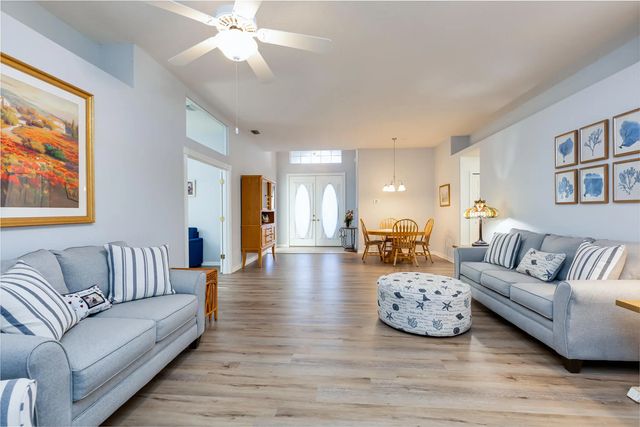 5 of 35 - 619 Nw Monticello Place, Port St. Lucie, FL