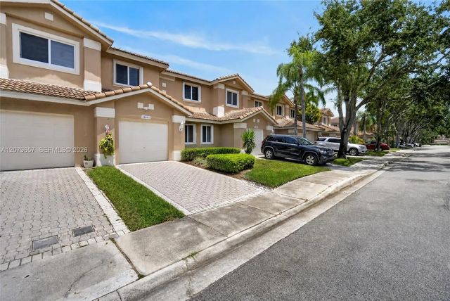 3 of 47 - 15891 Sw 12th Street, Pembroke Pines, FL