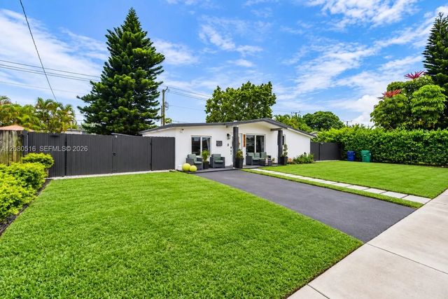 9900 Sw 87th Street, Miami
