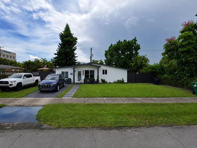 9900 Sw 87th Street, Miami