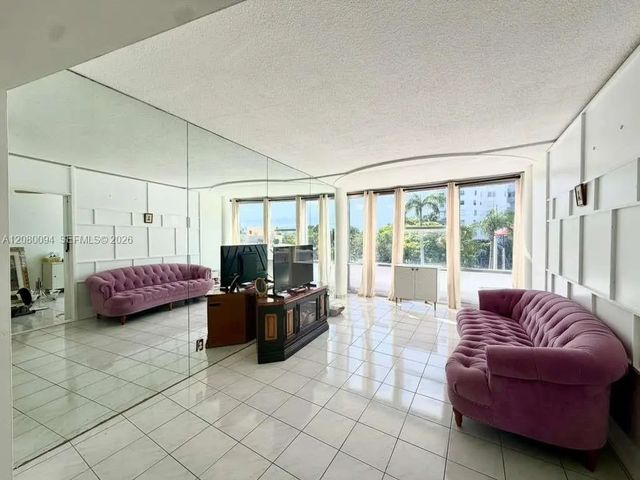 3 of 9 - N/A, Miami Beach, FL