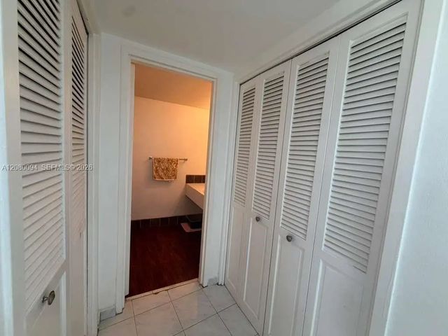 5 of 9 - N/A, Miami Beach, FL