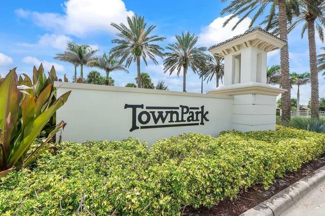 2 of 60 - 11151 Sw Lake Park Drive, Port St. Lucie, FL