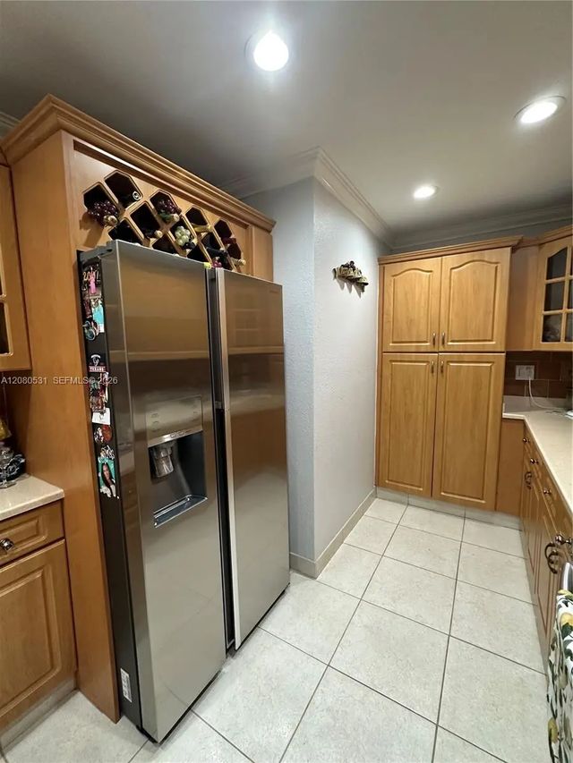 5 of 24 - 5505 W 14th Lane, Hialeah, FL