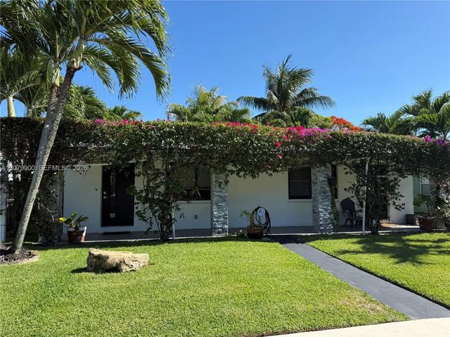 612 W Drew Street, Lantana
