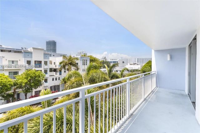 1045 10th Street #402, Miami Beach