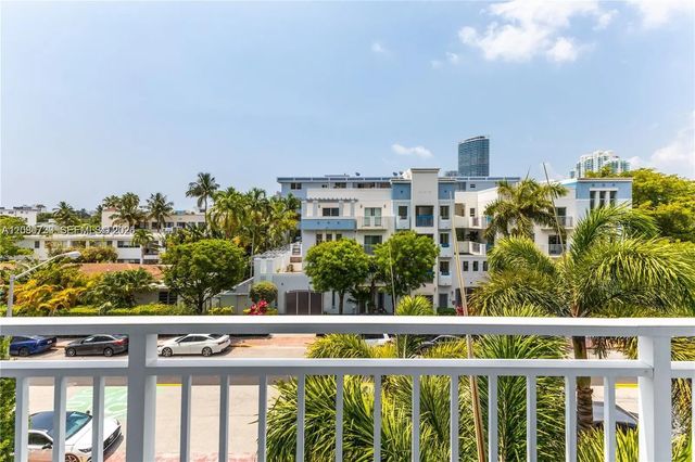 3 of 25 - 1045 10th Street #402, Miami Beach, FL