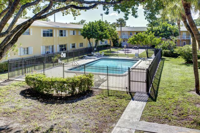 2 of 11 - 420 Se 2nd Avenue #23, Deerfield Beach, FL