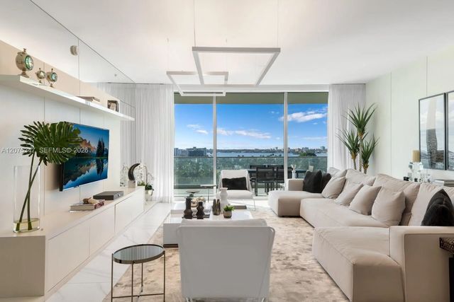 10201 Collins Avenue #907, Bal Harbour