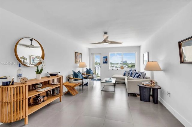 5 of 26 - 730 Pennsylvania Avenue #705, Miami Beach, FL