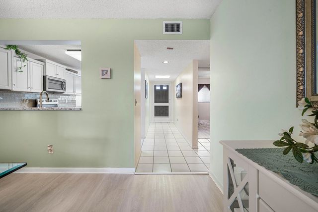 5 of 36 - 4735 Lucerne Lakes Boulevard E #402, Lake Worth, FL