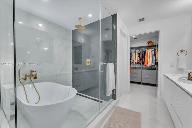 3 of 43 - 700 Ne 24th Street #1405, Miami, FL