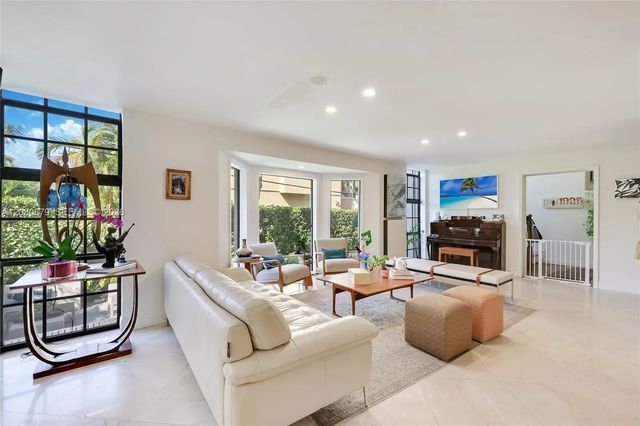 2 of 24 - 596 Fernwood Road #b, Key Biscayne, FL