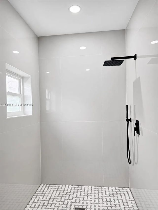 5 of 22 - 907 21st Street, West Palm Beach, FL