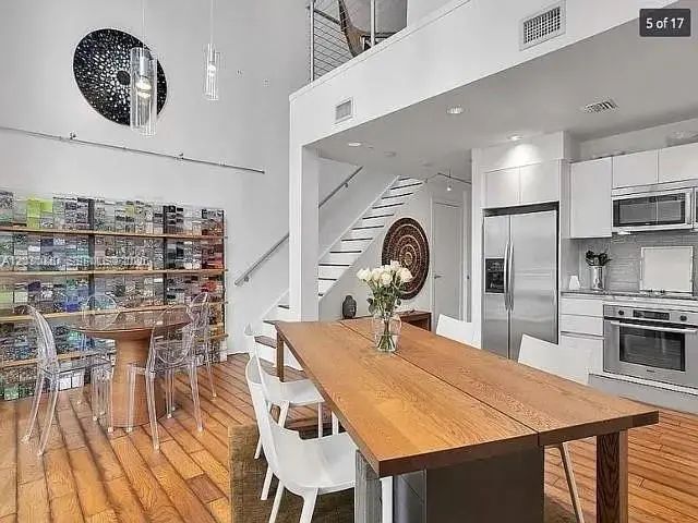 3 of 28 - 1050 Brickell Avenue #208, Miami, FL