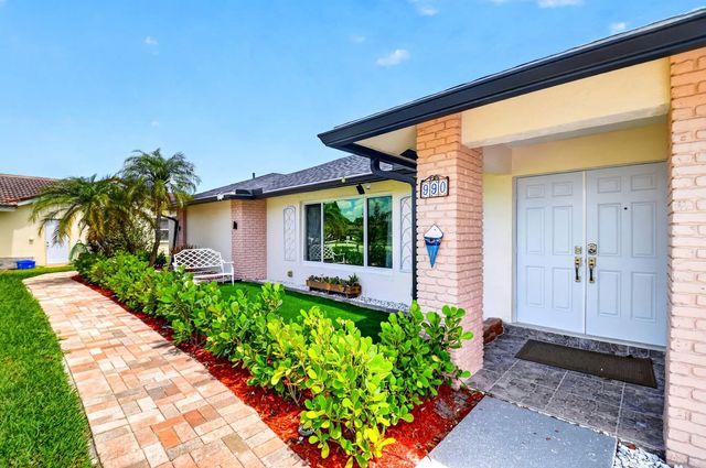 4 of 61 - 990 Hickory Trail, Wellington, FL