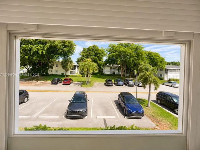 4 of 49 - 541 S Durham S #541, Deerfield Beach, FL